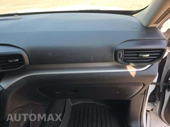 2020 Ford Explorer XLT - miniatura 17