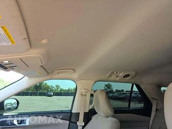 2020 Ford Explorer XLT - miniatura 8