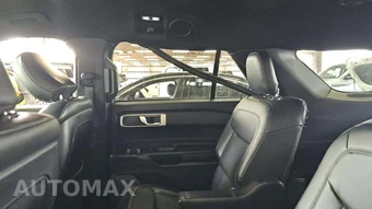 2020 Ford Explorer XLT – miniatura 26