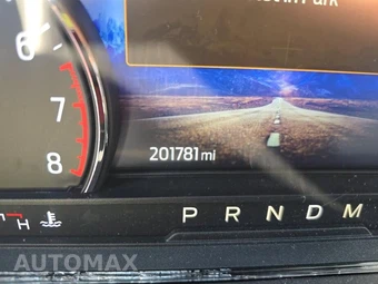 2020 Ford Explorer XLT - miniatura 12