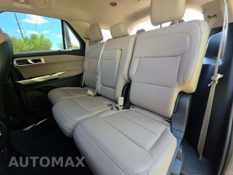 2020 Ford Explorer XLT - miniatura 10