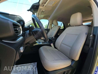 2020 Ford Explorer XLT - miniatura 3