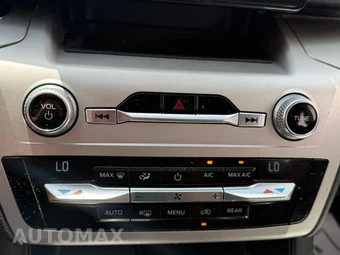 2020 Ford Explorer XLT - miniatura 29