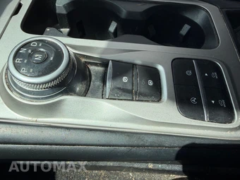 2020 Ford Explorer XLT - miniatura 31
