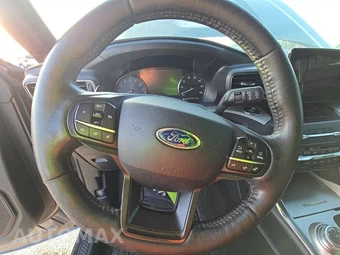 2020 Ford Explorer XLT - miniatura 10