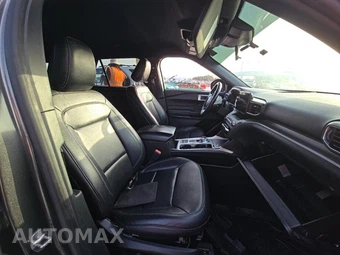 2020 Ford Explorer XLT - miniatura 8