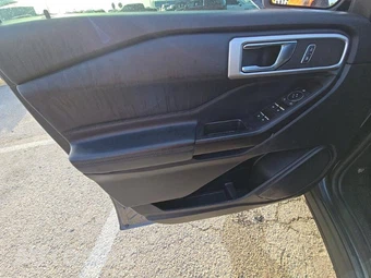 2020 Ford Explorer XLT - miniatura 9