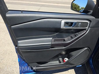 2020 Ford Explorer XLT - miniatura 9