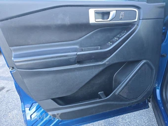 2020 Ford Explorer XLT – miniatura 9
