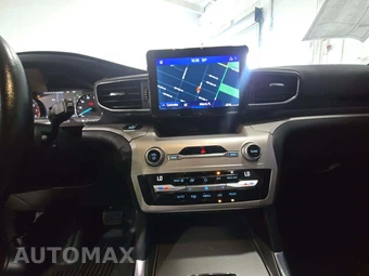 2020 Ford Explorer XLT - miniatura 10