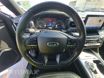 2020 Ford Explorer XLT - miniatura 10