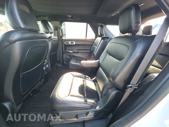 2020 Ford Explorer XLT - miniatura 13