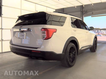 2020 Ford Explorer XLT - miniatura 4