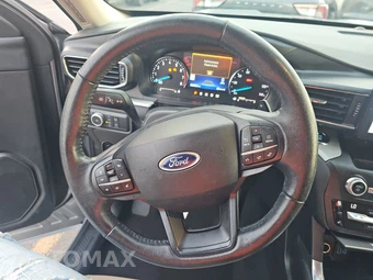 2020 Ford Explorer XLT - miniatura 10