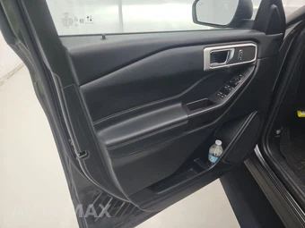 2020 Ford Explorer XLT - miniatura 9