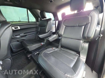 2020 Ford Explorer XLT - miniatura 10