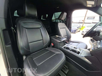 2020 Ford Explorer XLT - miniatura 16