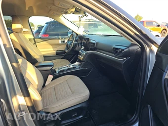 2020 Ford Explorer XLT – miniatura 8