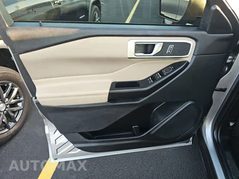 2020 Ford Explorer XLT – miniatura 9