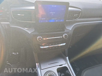 2020 Ford Explorer XLT – miniatura 11