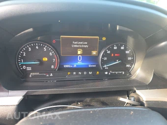 2020 Ford Explorer XLT – miniatura 12