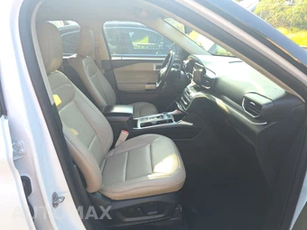 2020 Ford Explorer XLT – miniatura 8