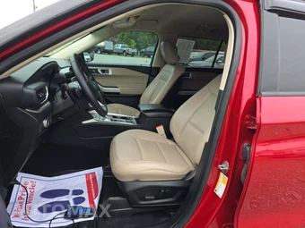 2020 Ford Explorer XLT - miniatura 3