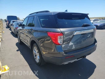 2020 Ford Explorer XLT - miniatura 6