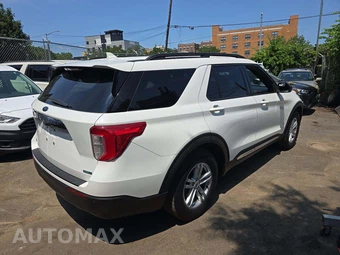 2020 Ford Explorer XLT – miniatura 3