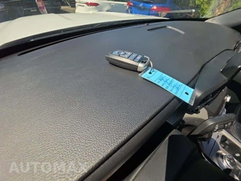 2020 Ford Explorer XLT - miniatura 8