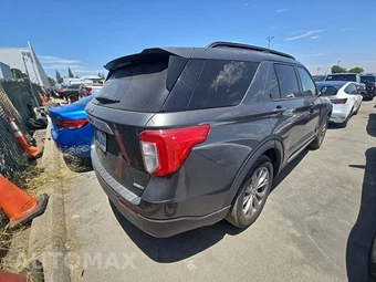 2020 Ford Explorer XLT - miniatura 4