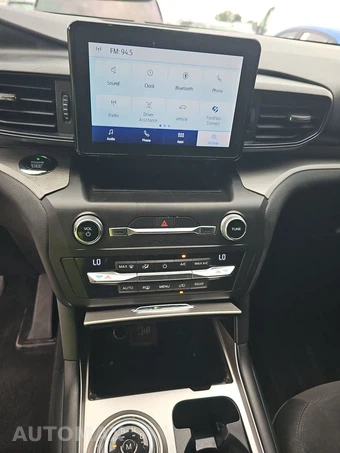 2020 Ford Explorer XLT – miniatura 11