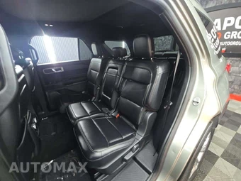 2020 Ford Explorer XLT - miniatura 10