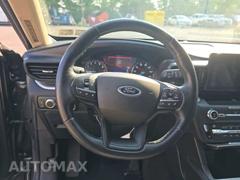 2020 Ford Explorer XLT – miniatura 10