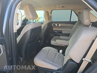 2020 Ford Explorer XLT – miniatura 13