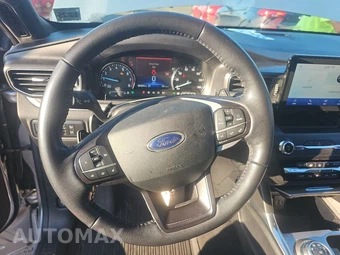 2020 Ford Explorer XLT - miniatura 10
