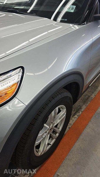 2020 Ford Explorer XLT - miniatura 21