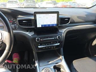 2020 Ford Explorer XLT - miniatura 11