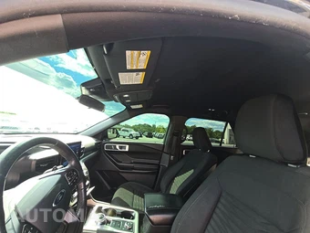 2020 Ford Explorer XLT - miniatura 19