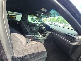 2020 Ford Explorer XLT - miniatura 8