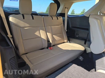 2020 Ford Explorer XLT - miniatura 14