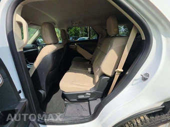 2020 Ford Explorer XLT - miniatura 13