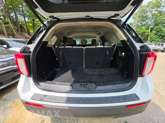 2020 Ford Explorer XLT - miniatura 15