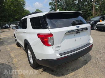 2020 Ford Explorer XLT - miniatura 2