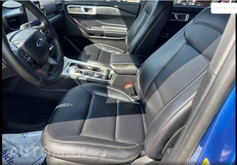 2020 Ford Explorer XLT - miniatura 6