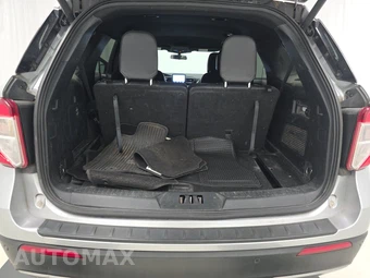 2020 Ford Explorer XLT - miniatura 17