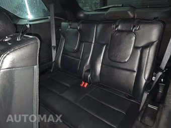 2020 Ford Explorer XLT – miniatura 11