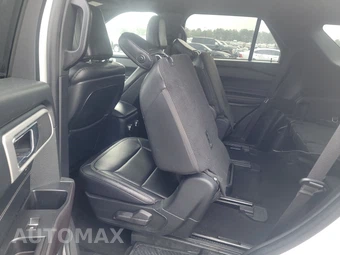 2020 Ford Explorer XLT - miniatura 13