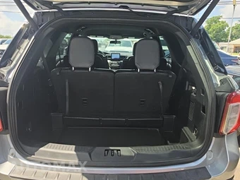 2020 Ford Explorer XLT - miniatura 20