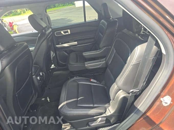 2020 Ford Explorer XLT - miniatura 10